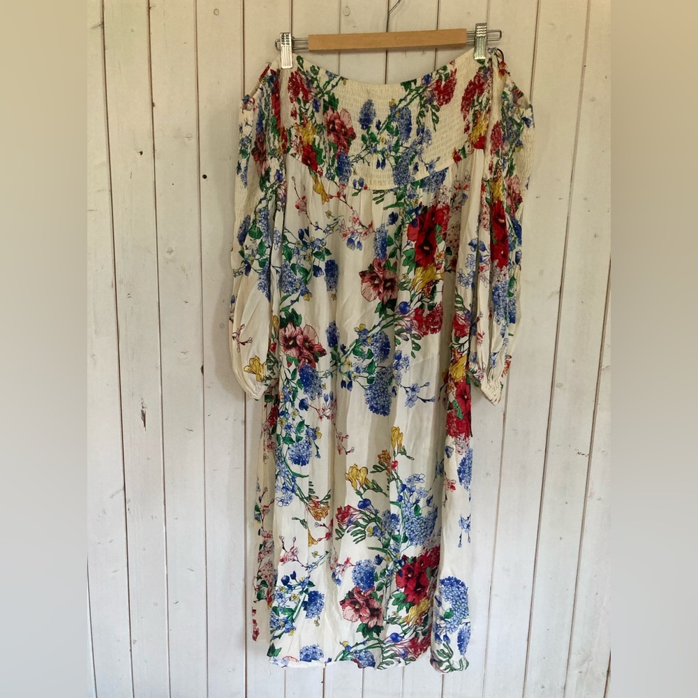 Floral Maxi Dress with Multicolor Design